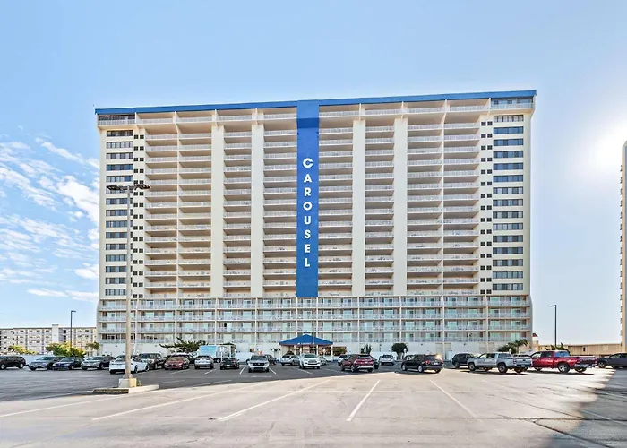 3br Penthouse With Immaculate Views And Amenities Including A Ice Rink * Ocean City
