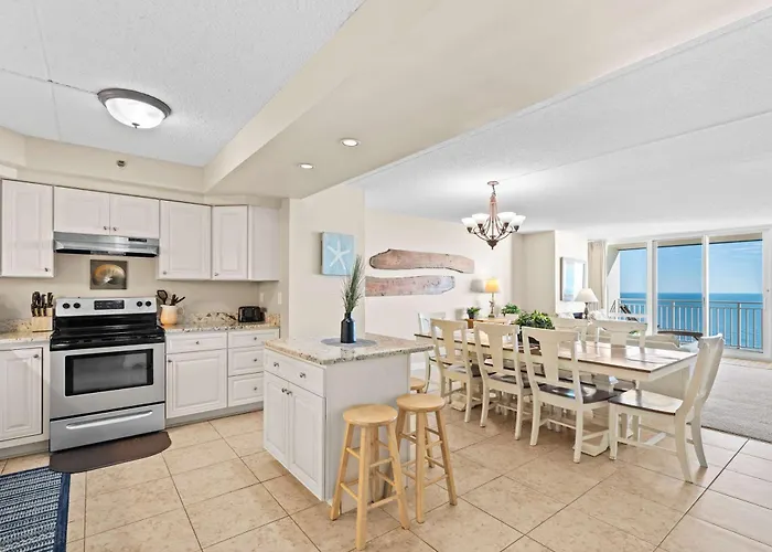 3br Penthouse With Immaculate Views And Amenities Including A Ice Rink * Ocean City