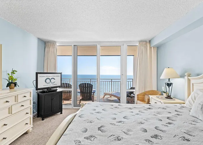 3br Penthouse With Immaculate Views And Amenities Including A Ice Rink Holiday home *