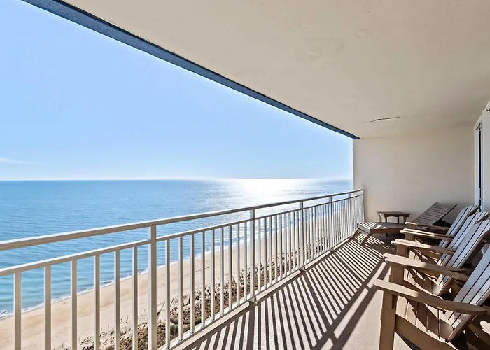 Holiday home 3br Penthouse With Immaculate Views And Amenities Including A Ice Rink